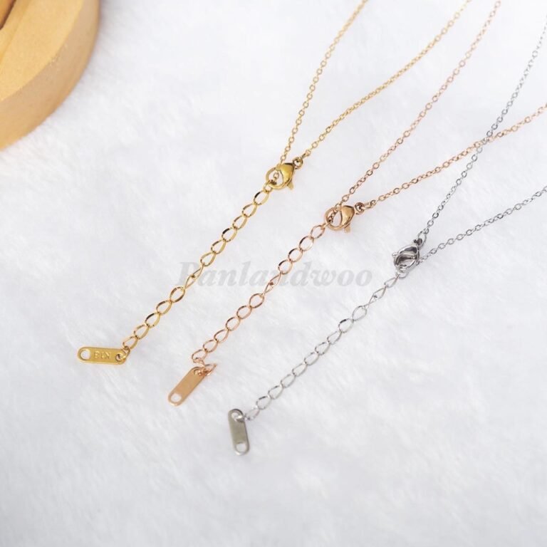 Cara Mengurai Kalung Kusut tanpa Menarik Rantainya