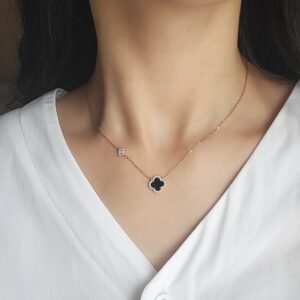 Alternative view of Panlandwoo - Kalung Wanita Black Berry Diamond Adjustable