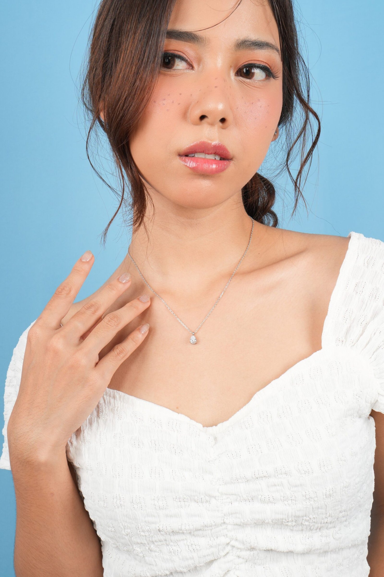 Panlandwoo - Bundling Spesial Januari - Gelang Serut Ladonna + Kalung Telma + Kotak Festive Medium - Gambar 6