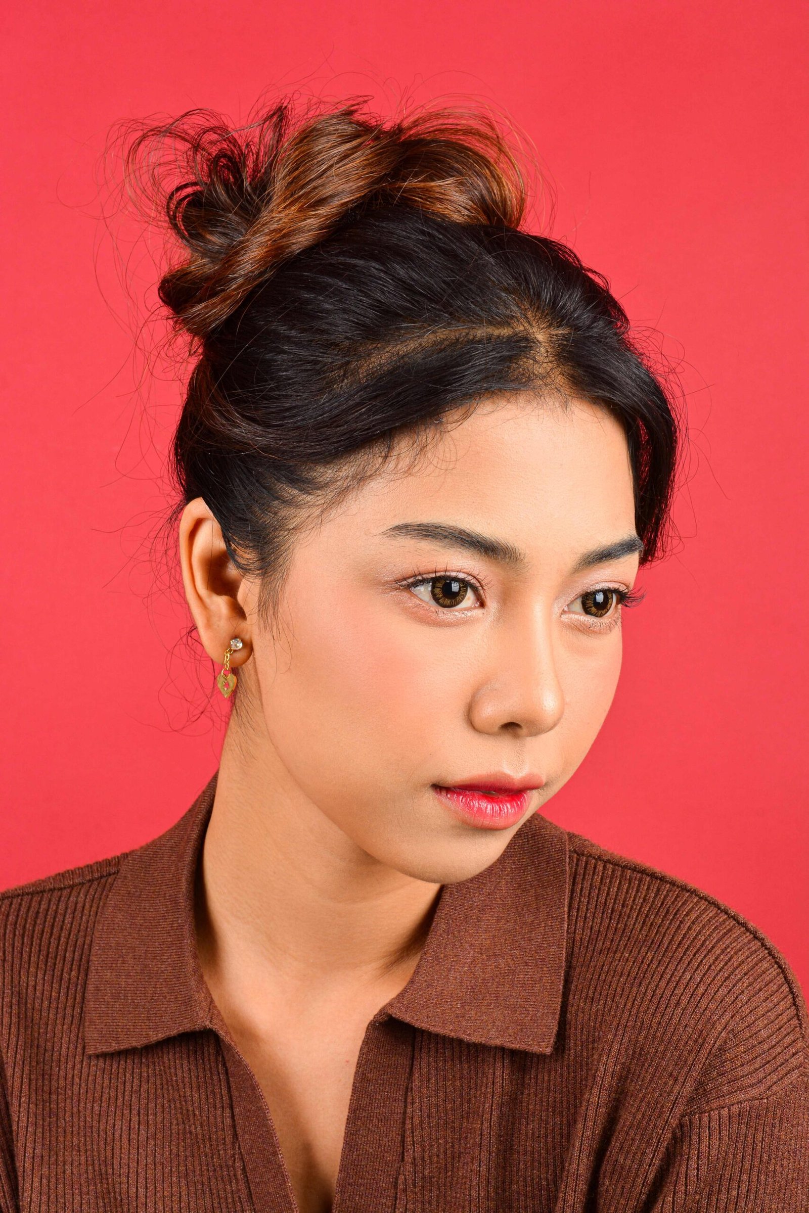 Panlandwoo - Anting Tusuk Titanium Wanita Grady - Gambar 4
