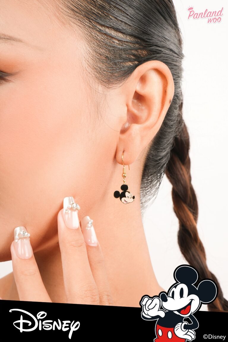 Anting untuk Sanggul: Cek Letak Cepol dan Detail di Dekat Wajah
