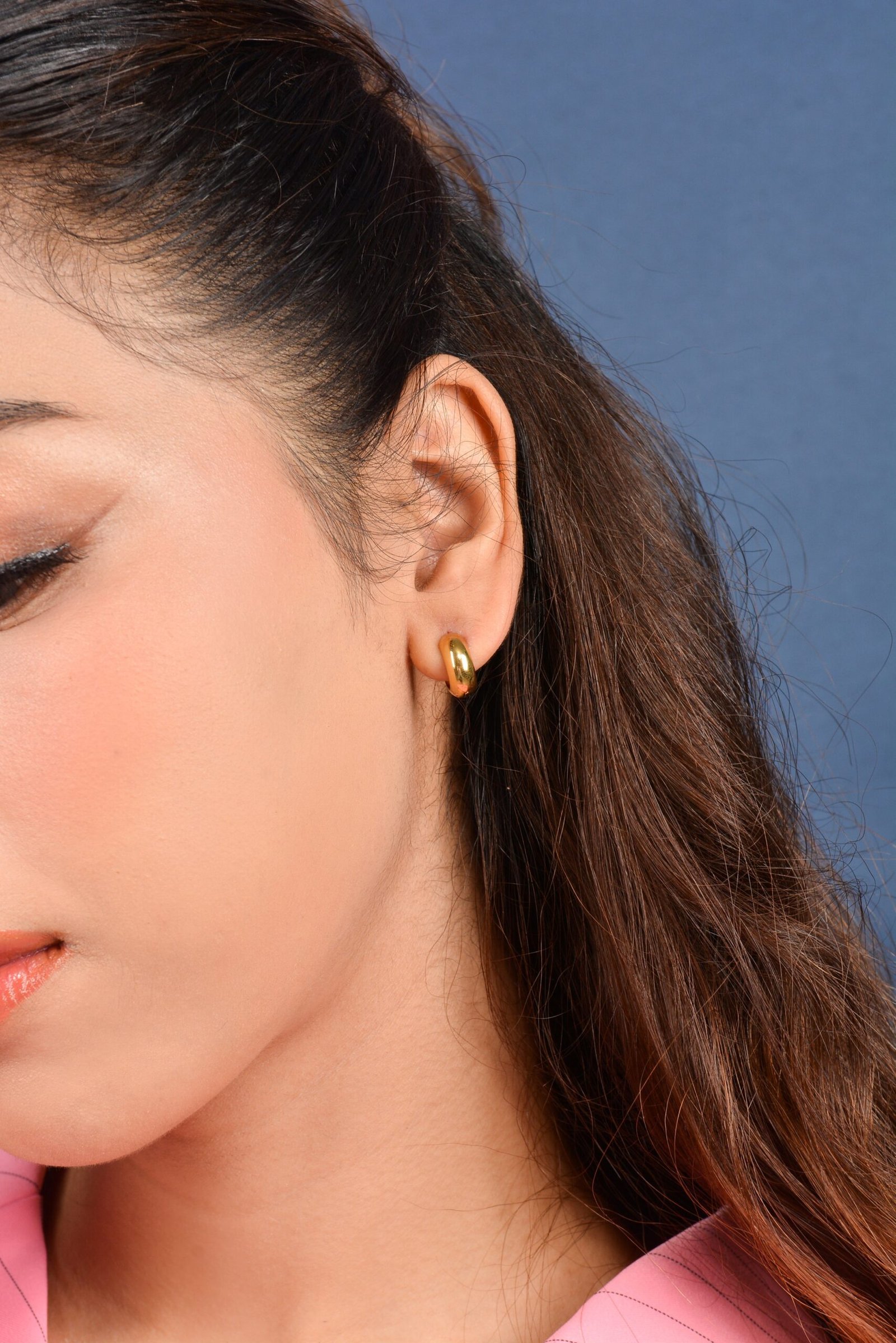 Panlandwoo - Anting Hoop Titanium Wanita Holle - Gambar 9