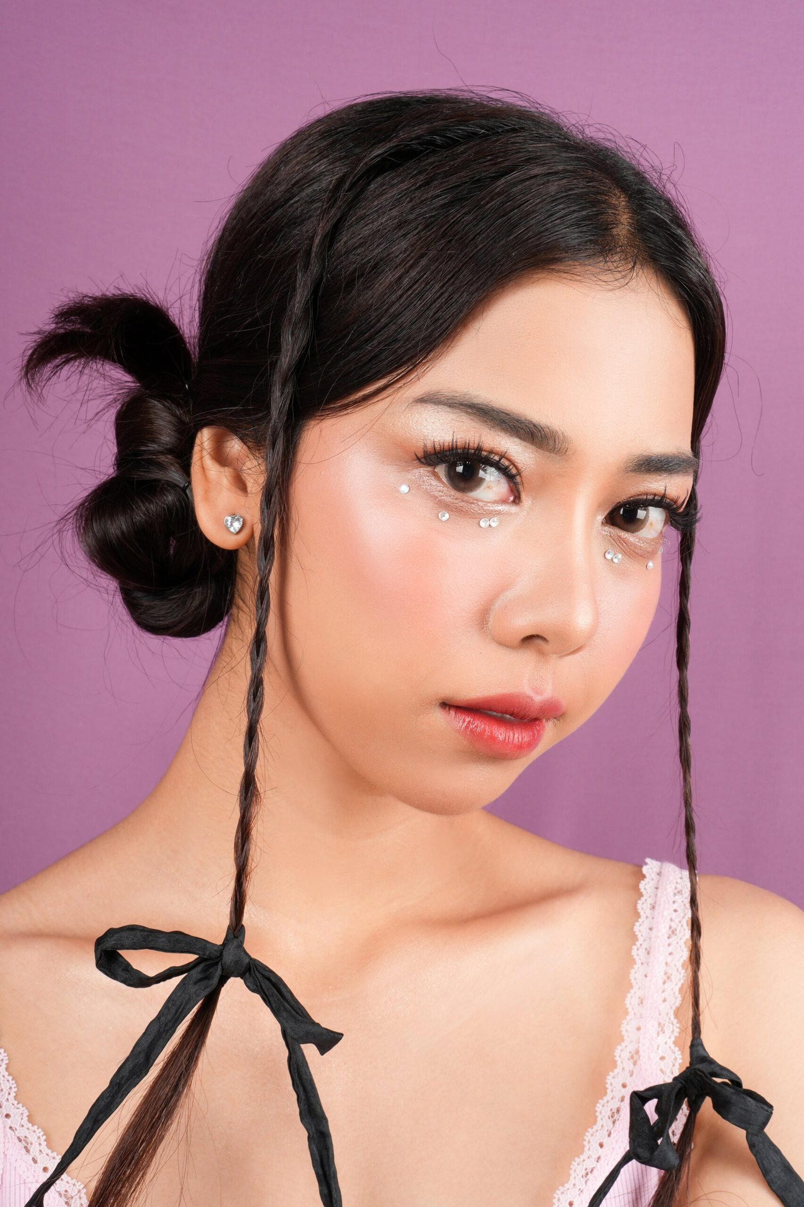 Panlandwoo - Anting Tusuk Titanium Wanita Vionetta - Gambar 2