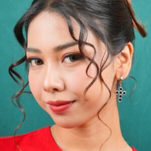 Panlandwoo - Anting Hoop Titanium Wanita Nuri - Gambar 6