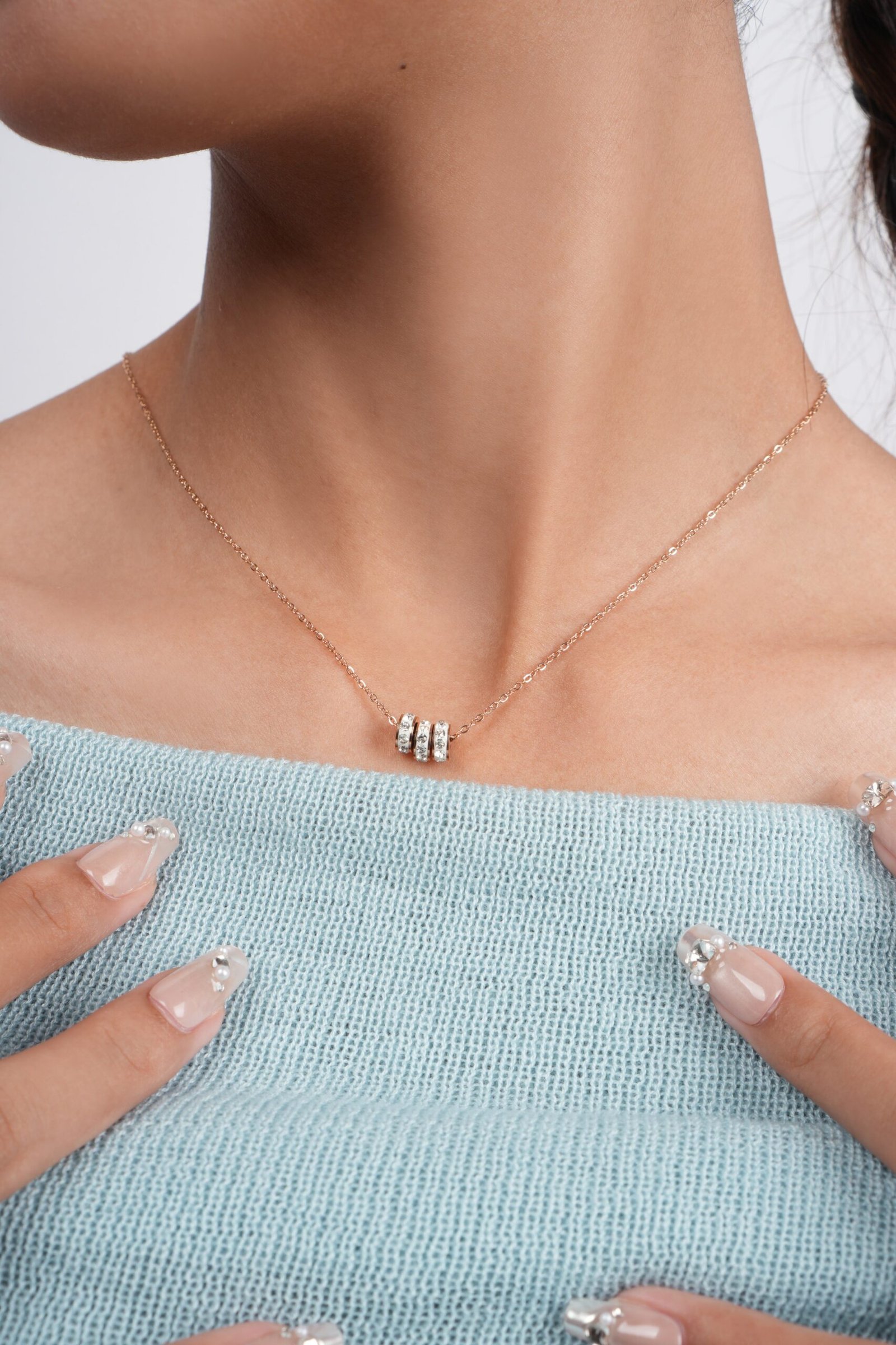 Panlandwoo - Kalung Titanium Wanita Wrenca Adjustable - Gambar 4
