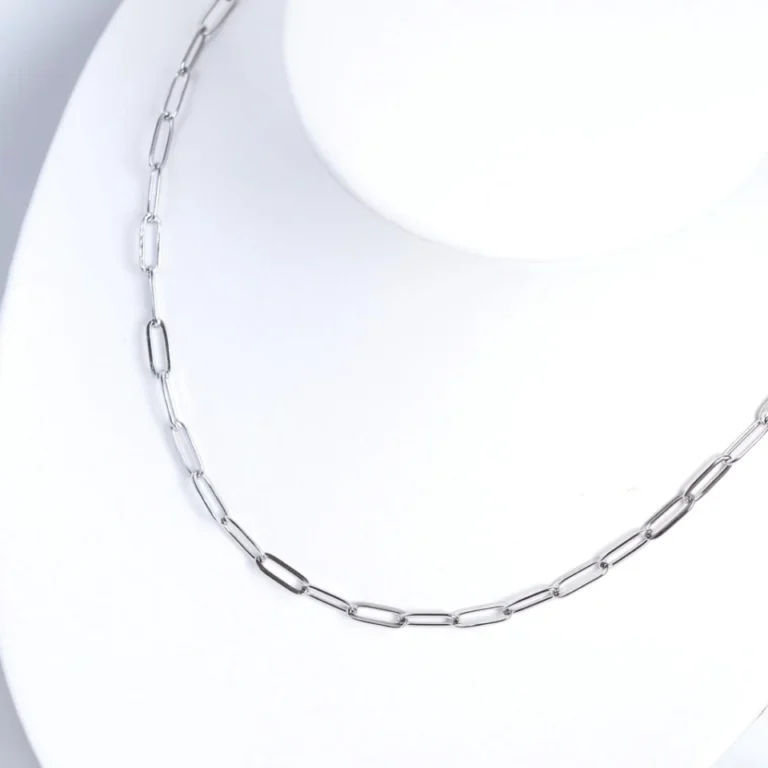 Mata rantai memanjang pada kalung Jack Silver